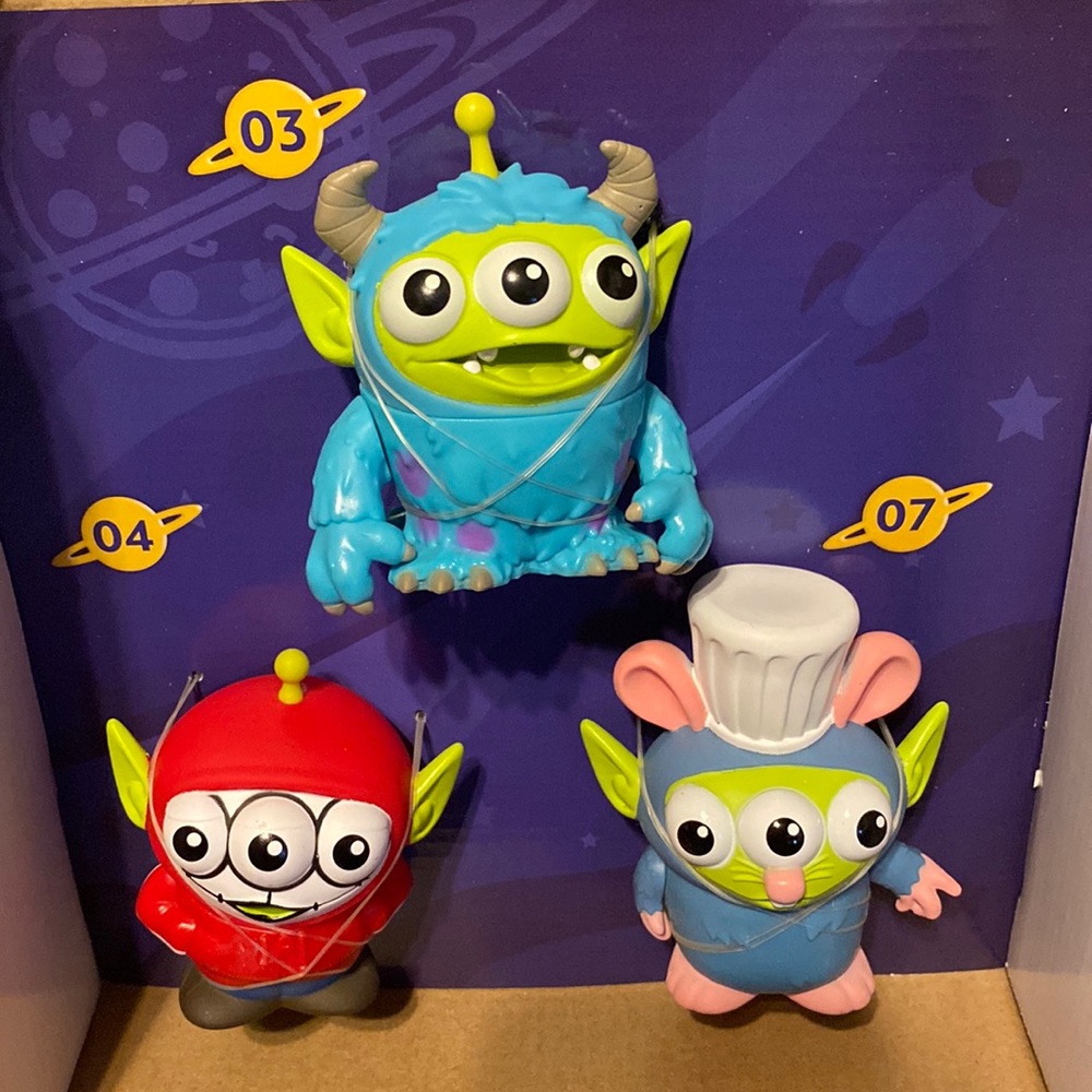 Disney Pixar Aliens Remix